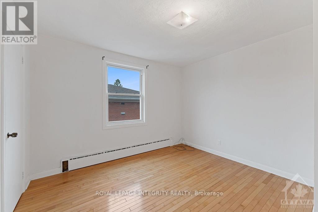 3 - 143 Granville Street, Ottawa, ON