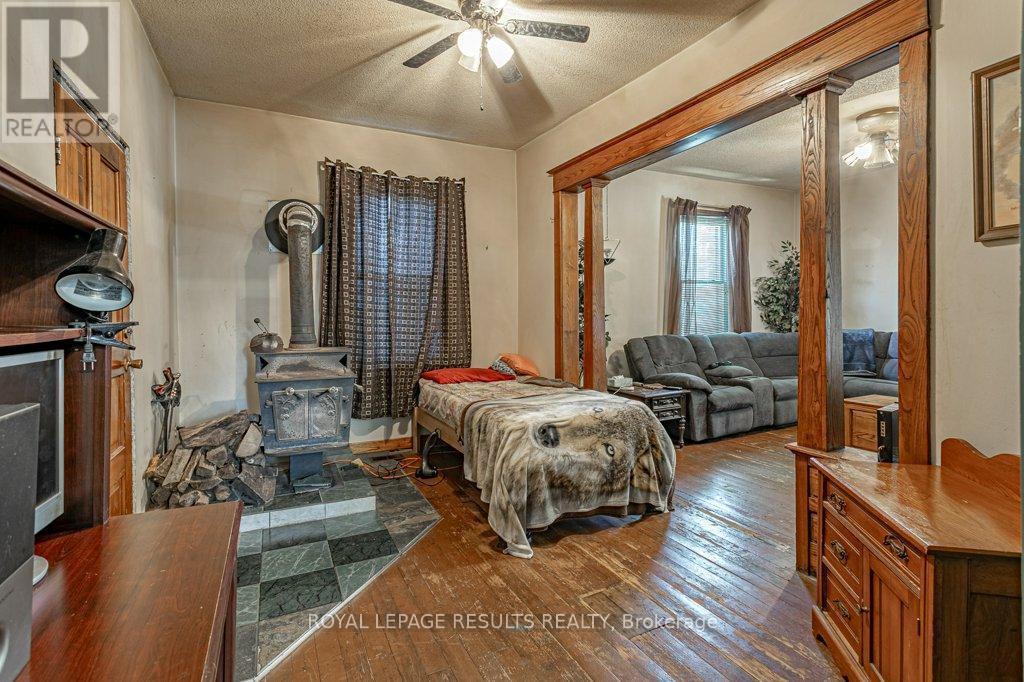 63 Shakespeare Street, Bayham (Port Burwell), ON - Indoor