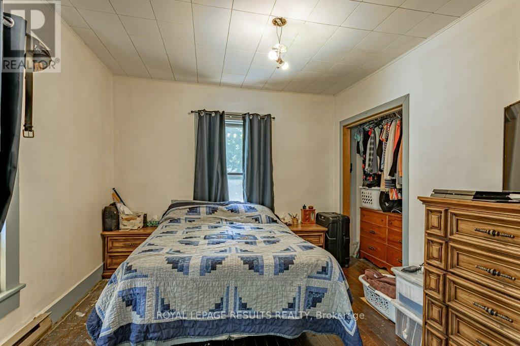63 Shakespeare Street, Bayham (Port Burwell), ON - Indoor Photo Showing Bedroom