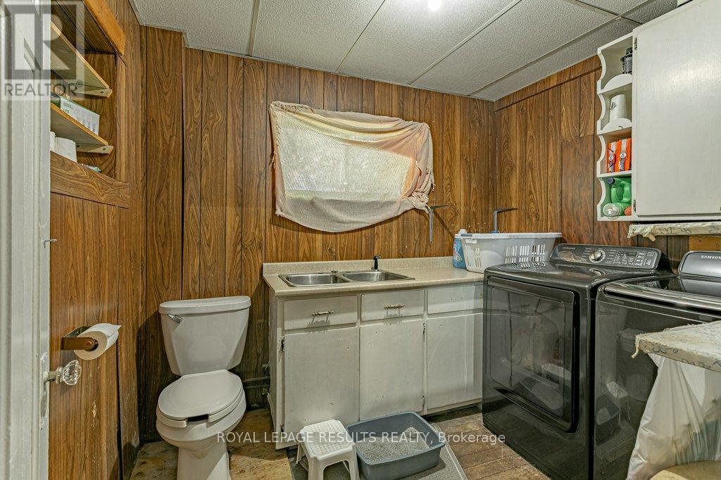 63 Shakespeare Street, Bayham (Port Burwell), ON - Indoor Photo Showing Laundry Room