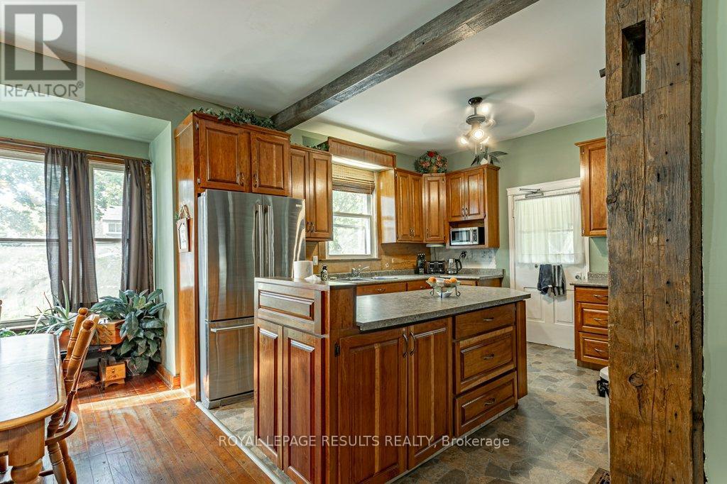 63 Shakespeare Street, Bayham (Port Burwell), ON - Indoor Photo Showing Kitchen