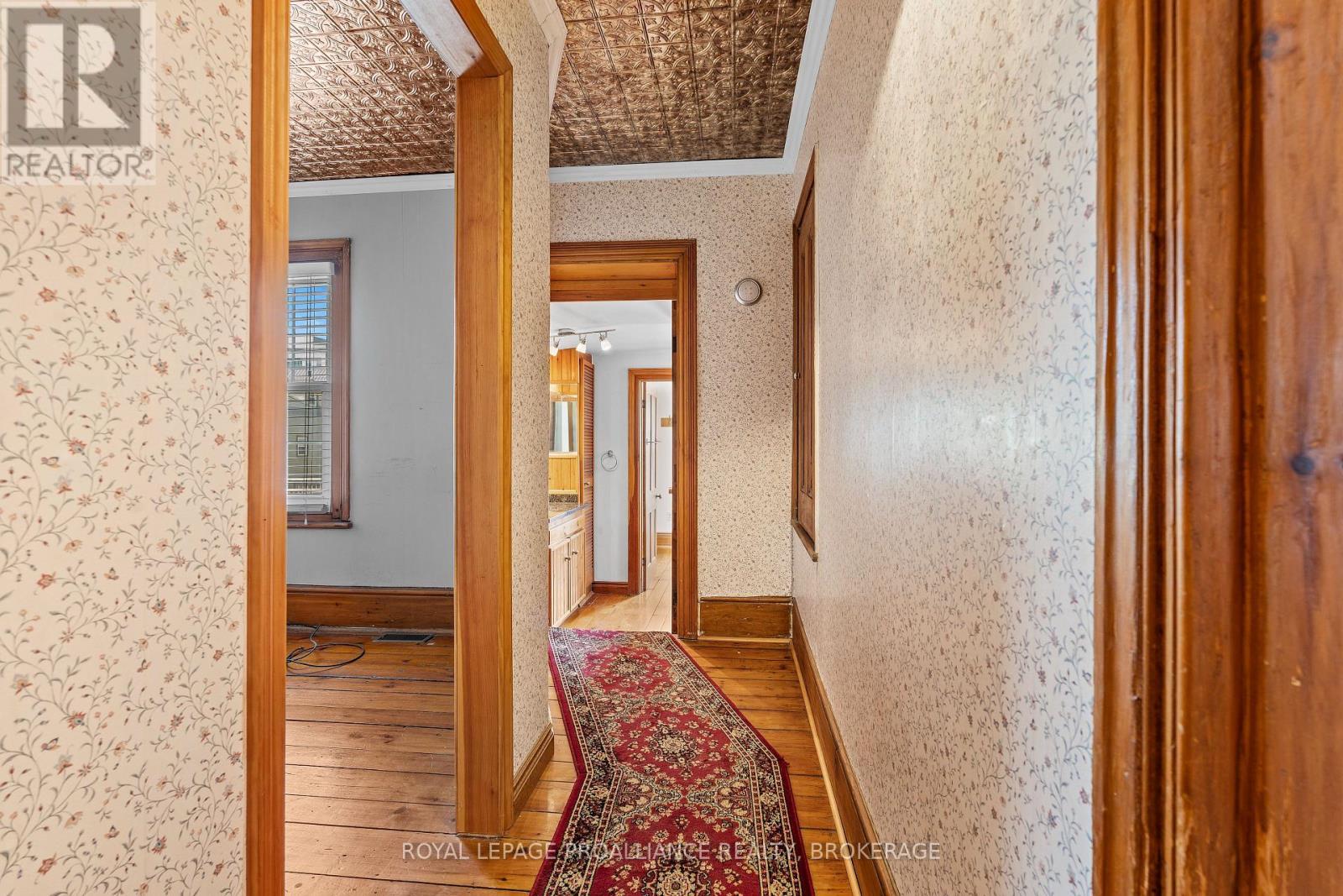 270 Wellington Street, Kingston (East Of Sir John A. Blvd), ON - Indoor Photo Showing Other Room