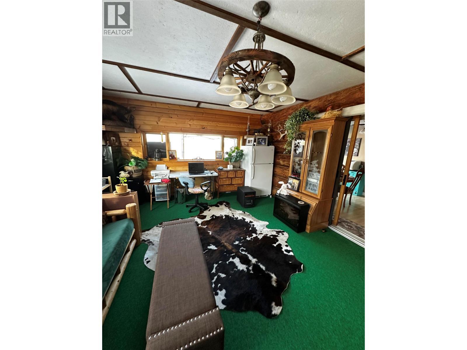 2959 Sawchuk Road, Chetwynd, BC - With Exterior