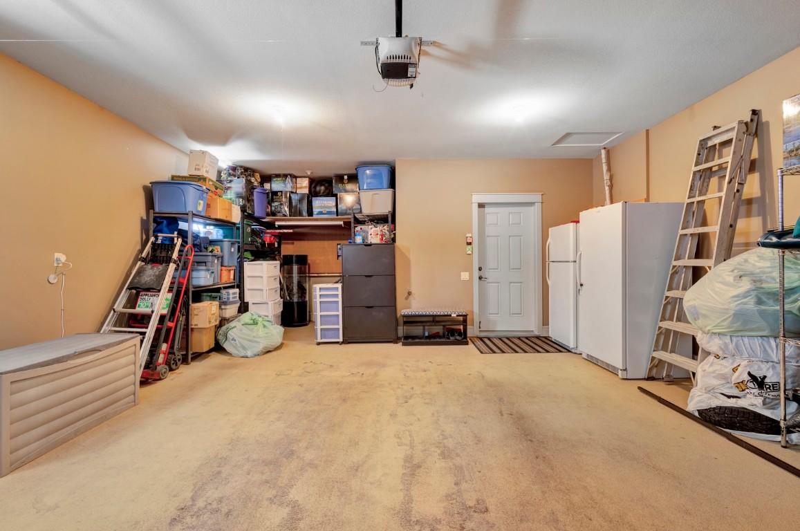 1205 Loseth Drive, Kelowna, BC - Indoor