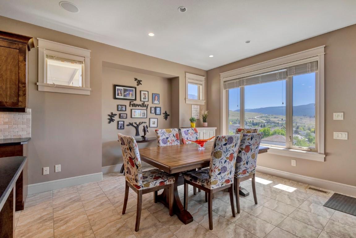 1205 Loseth Drive, Kelowna, BC - Indoor Photo Showing Dining Room