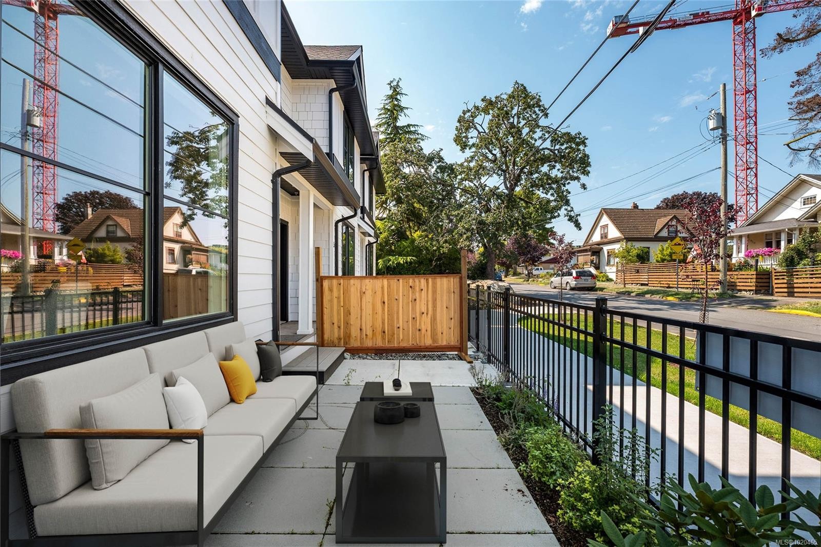 5-820 Dunsmuir Rd, Esquimalt, BC