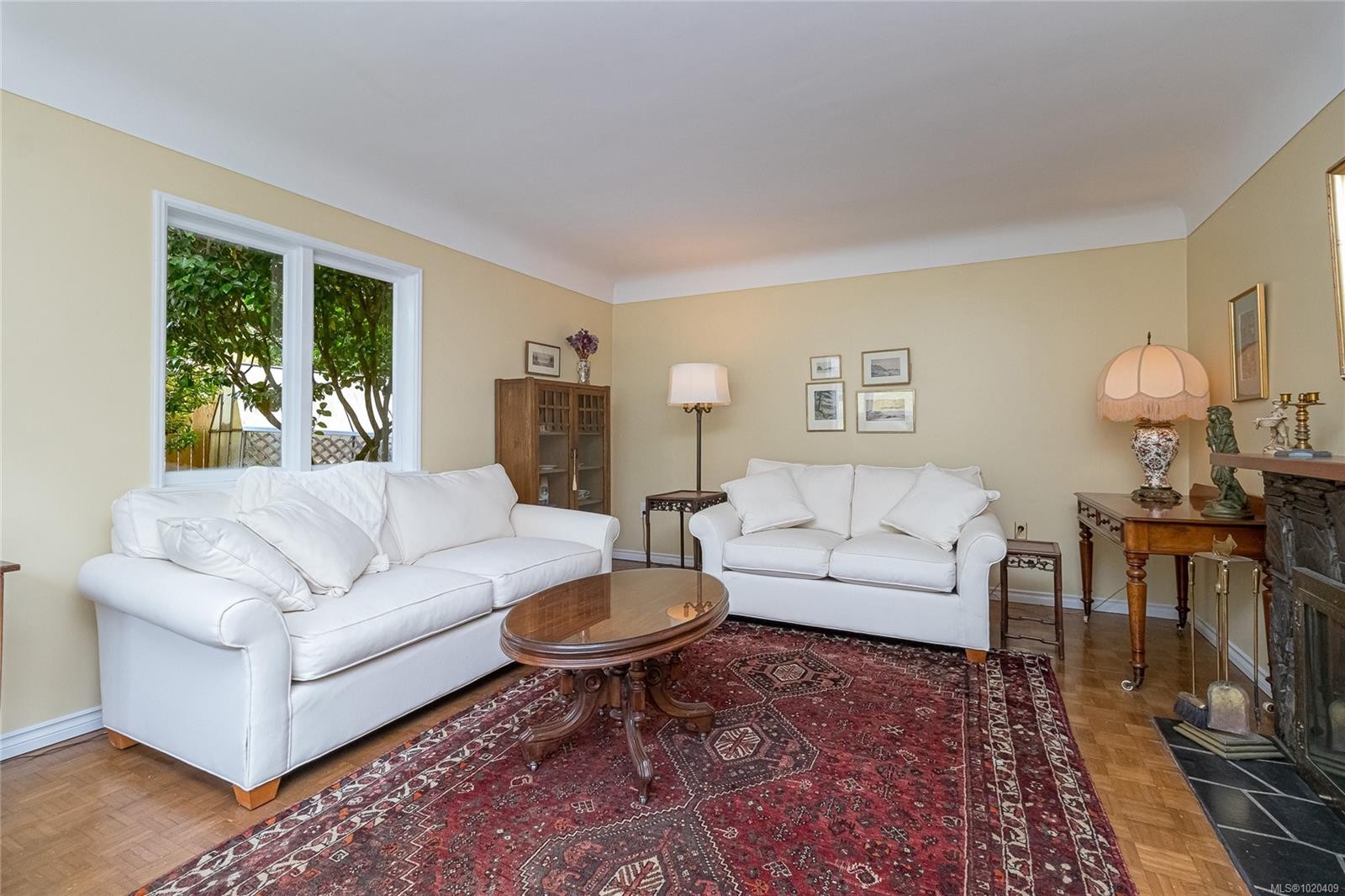 1941 Mayfair Dr, Saanich, BC