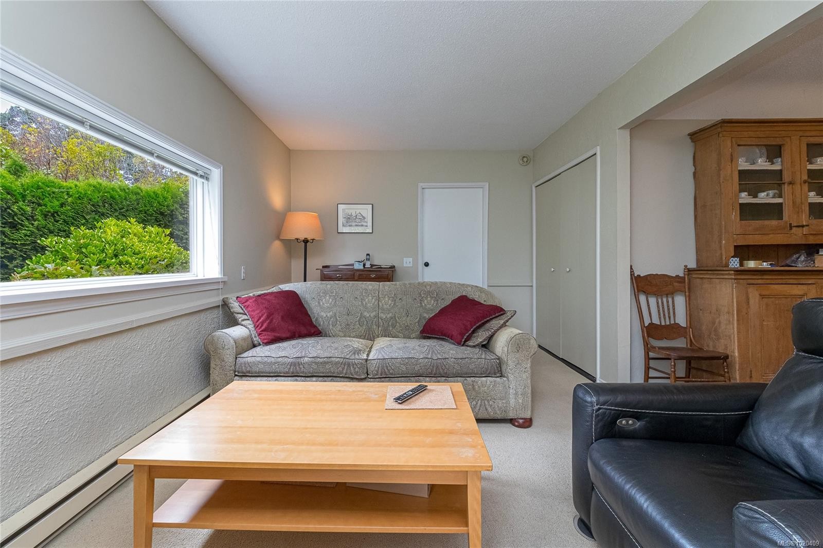 1941 Mayfair Dr, Saanich, BC