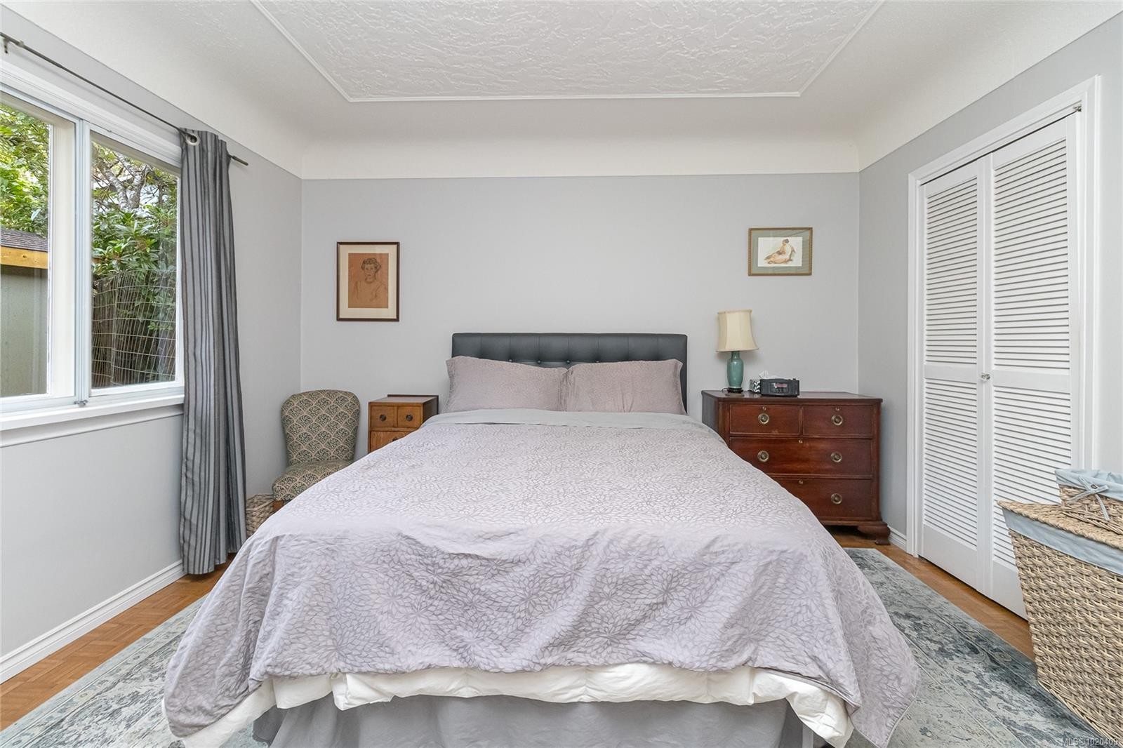 1941 Mayfair Dr, Saanich, BC