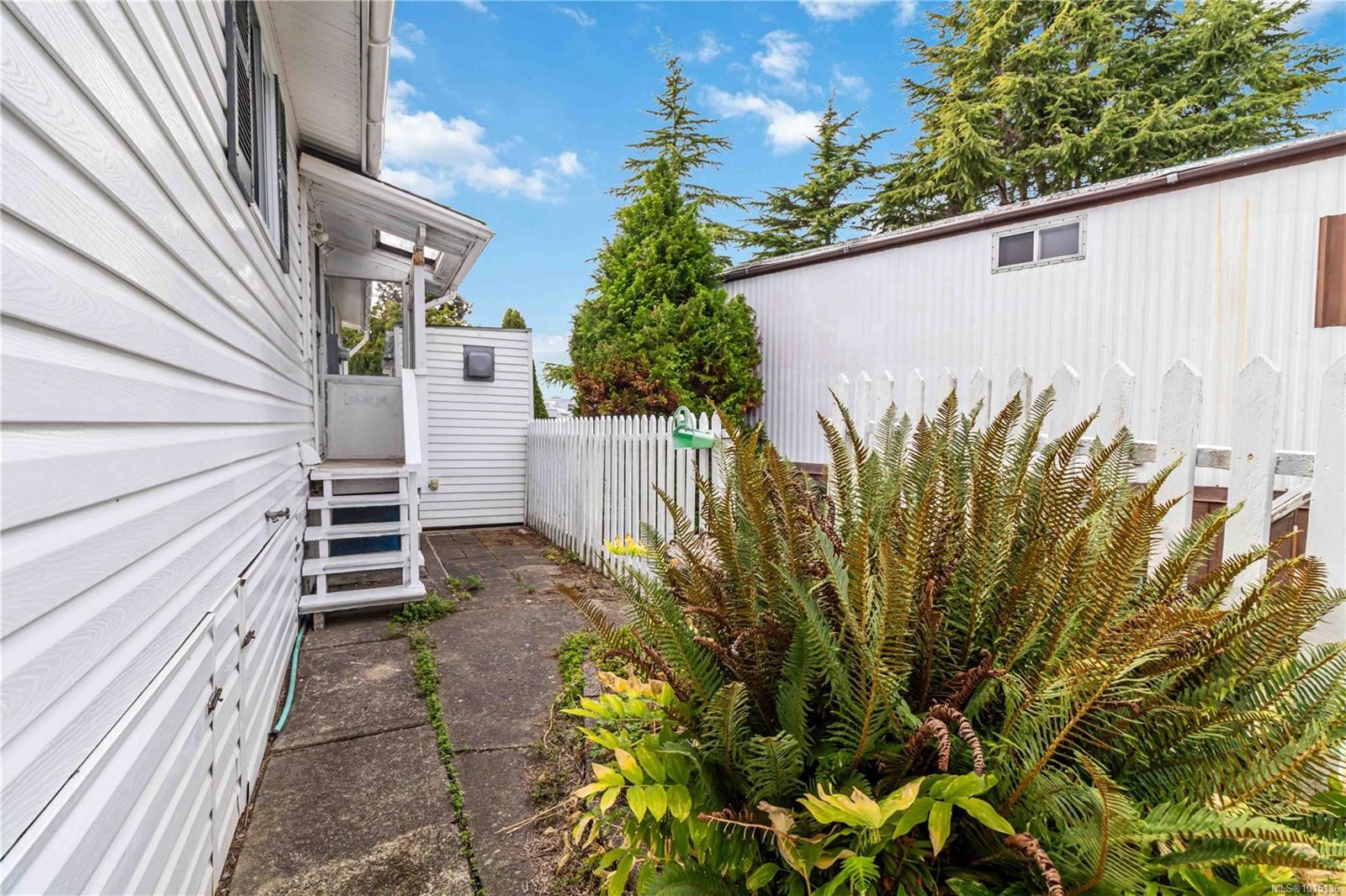 32-7871 West Coast Rd, Sooke, BC