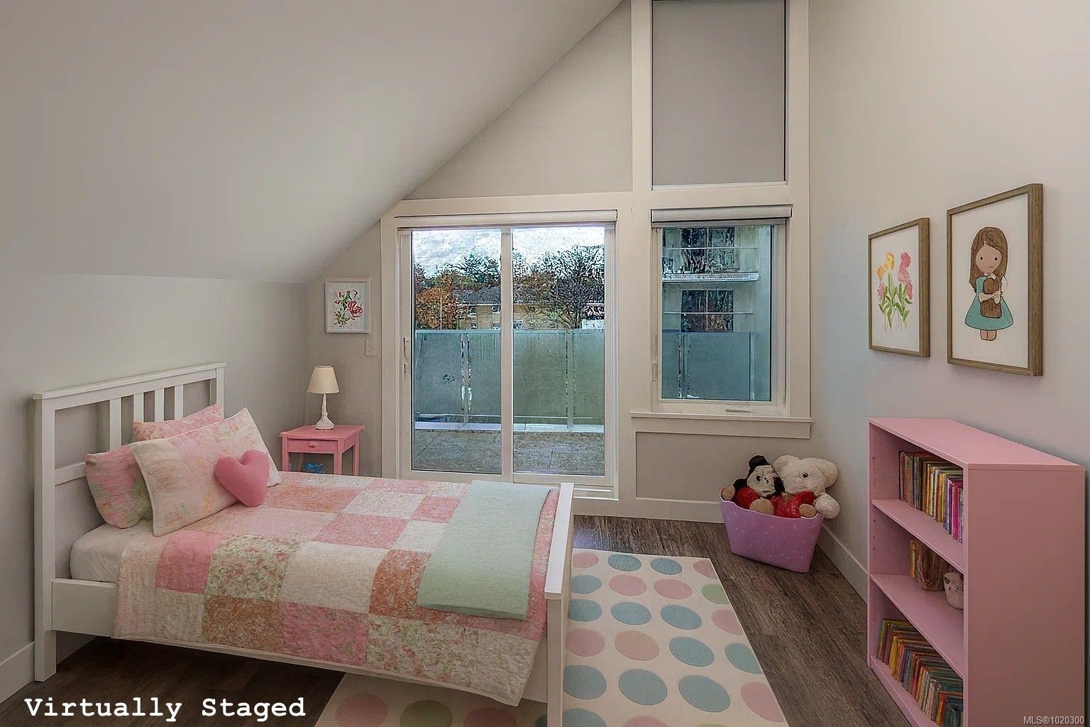 1480 Dallas Rd, Victoria, BC - Indoor Photo Showing Bedroom