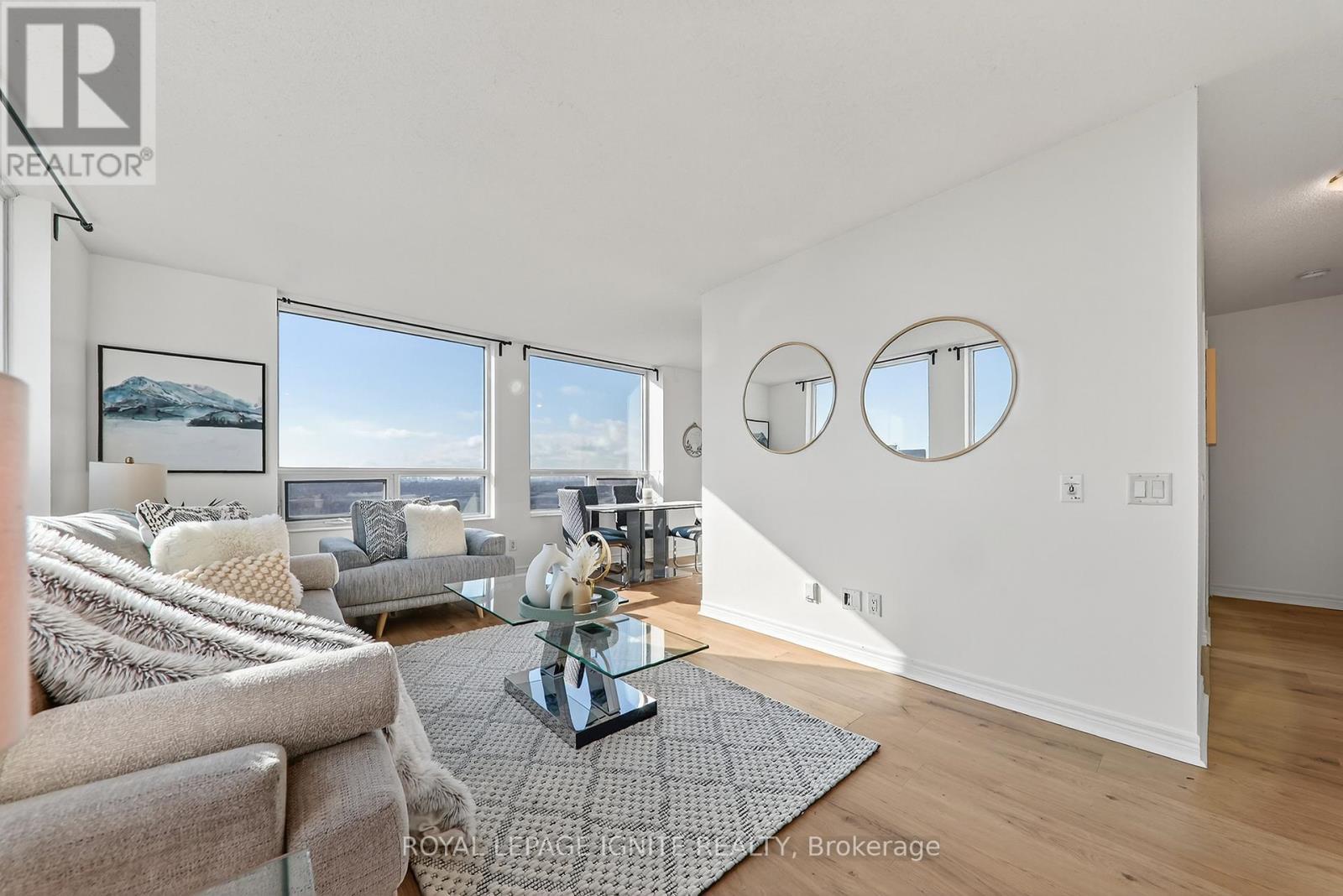2213 - 83 Borough Drive, Toronto, ON - Indoor Photo Showing Living Room