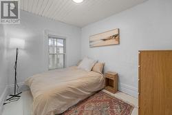 Guest bedroom -