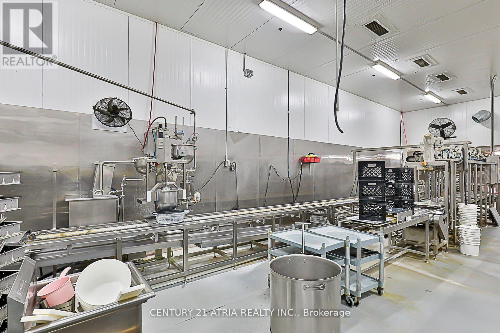 23 - 50 Thornmount Drive, Toronto, ON