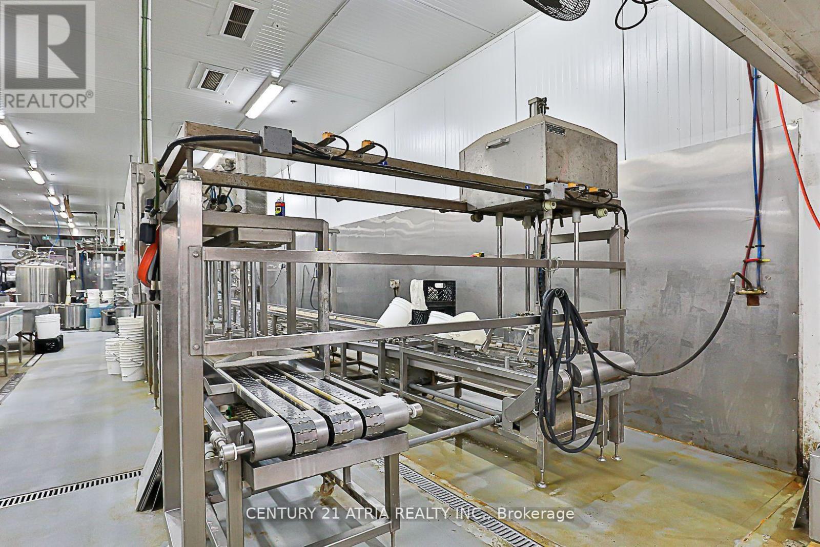 23 - 50 Thornmount Drive, Toronto, ON