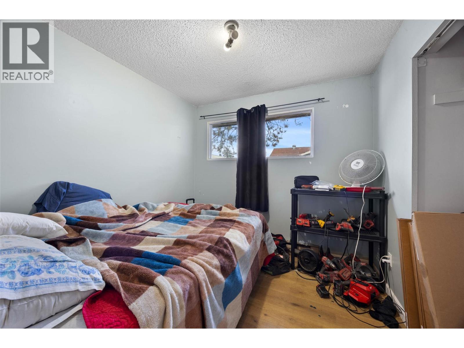 524 Aulin Avenue, Chase, BC - Indoor Photo Showing Bedroom