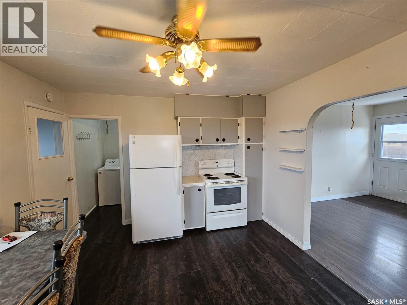 Pinto Creek Ranch Acreage, Rm Of Moose Mountain, Moose Mountain Rm No. 63, SK - Indoor Photo Showing Kitchen