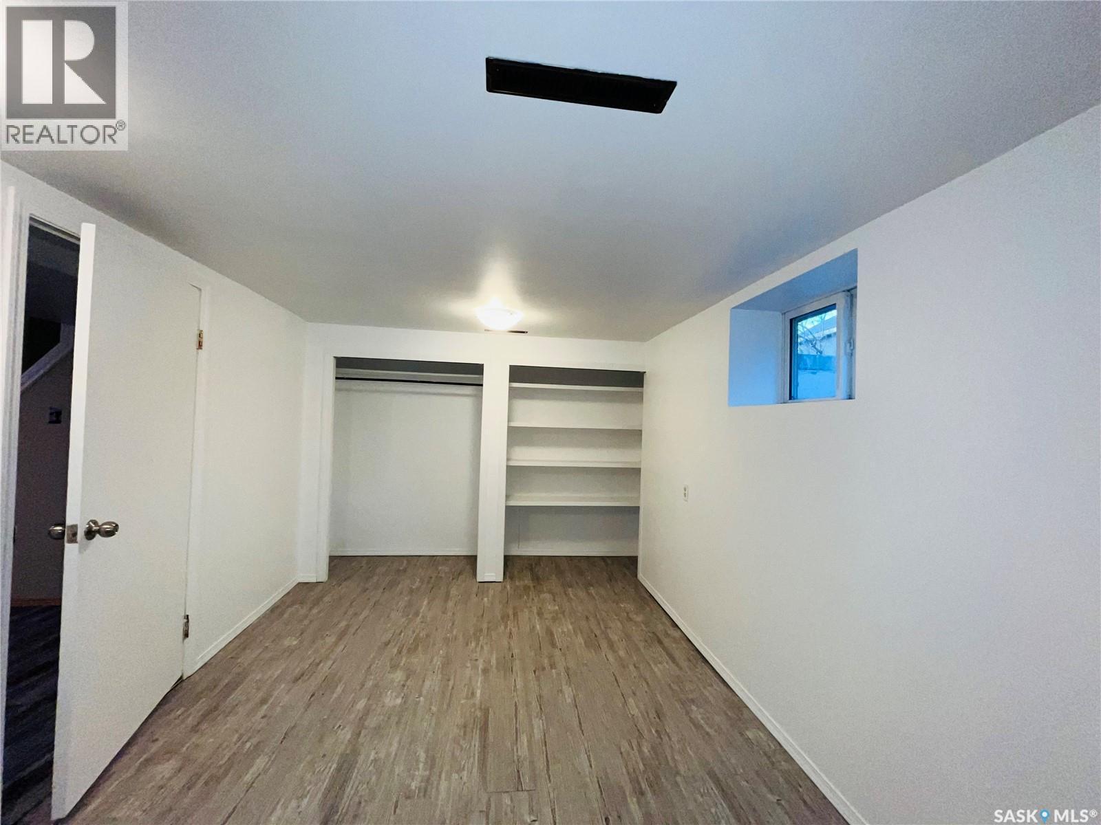 456 3Rd Avenue Ne, Swift Current, SK - Indoor Photo Showing Other Room