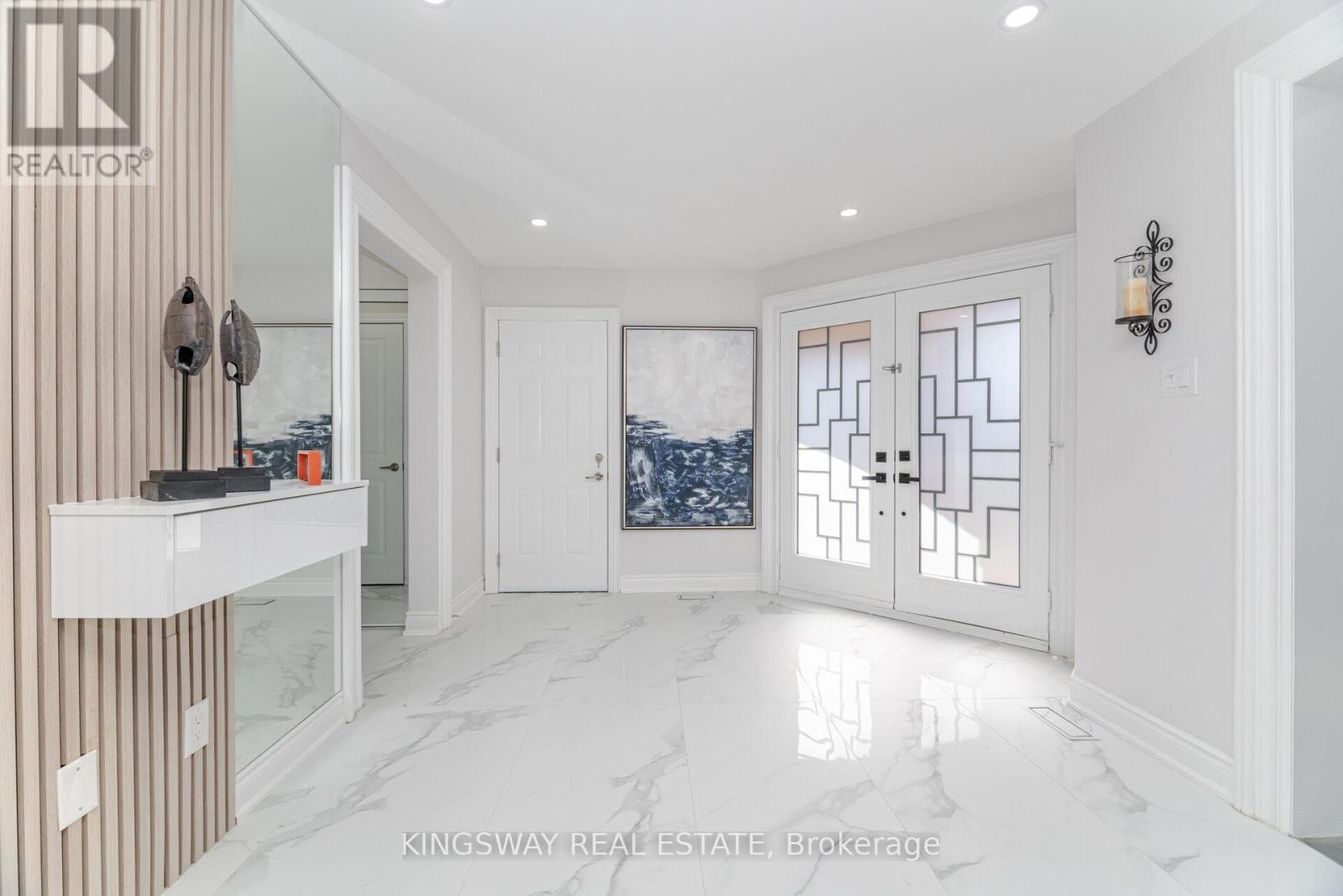 1008 Ceremonial Drive, Mississauga, ON - Indoor Photo Showing Other Room