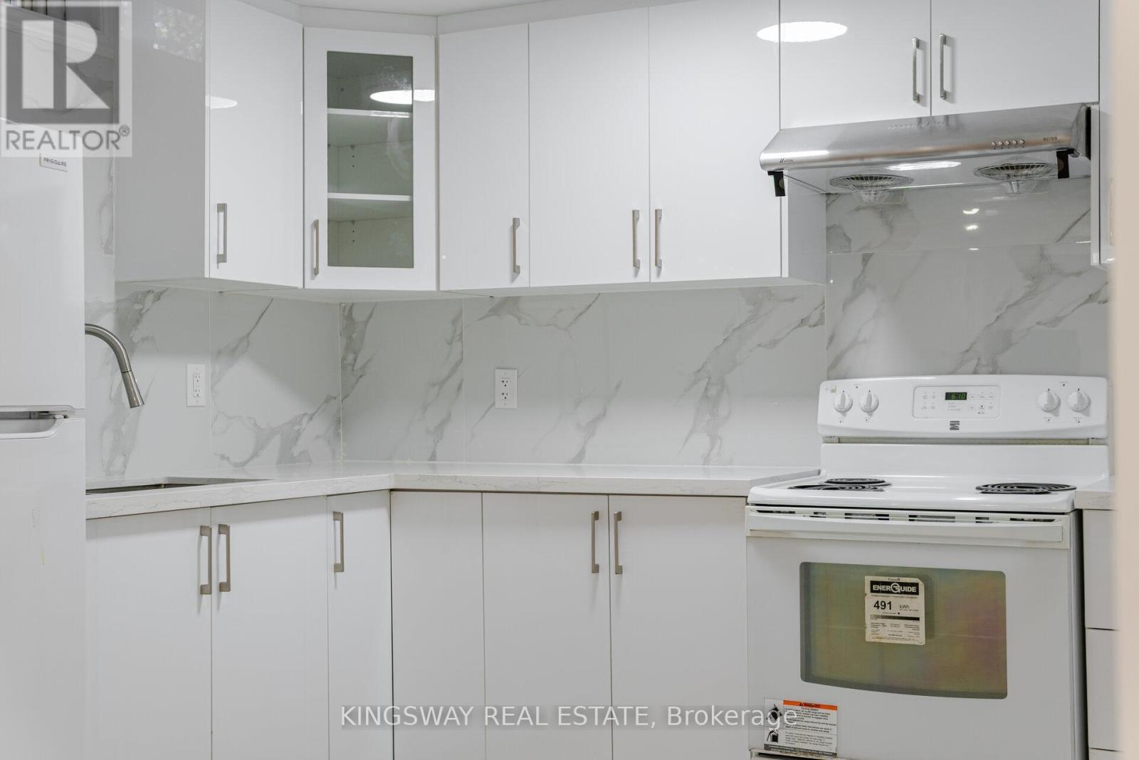 1008 Ceremonial Drive, Mississauga, ON -