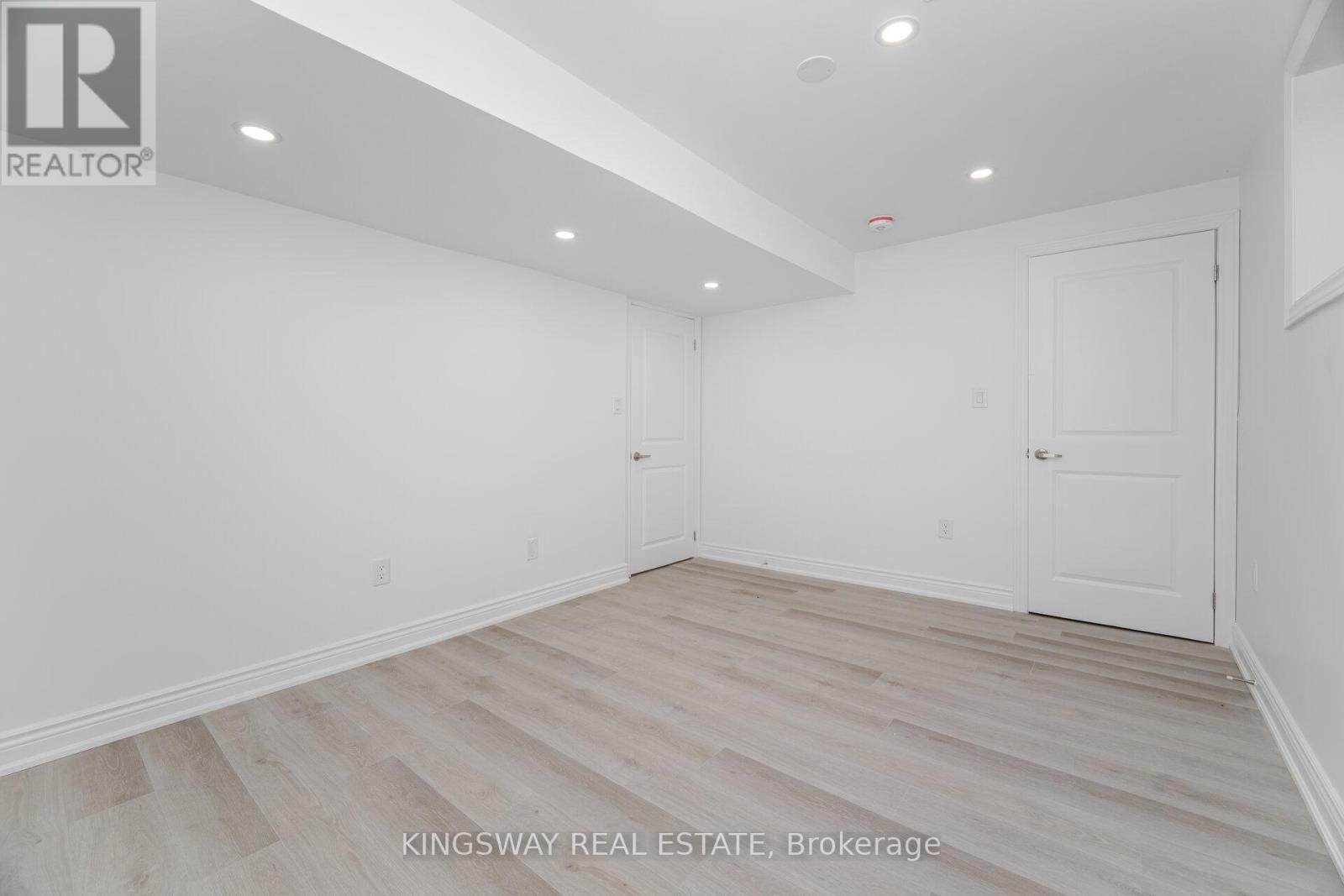 1008 Ceremonial Drive, Mississauga, ON - Indoor Photo Showing Other Room