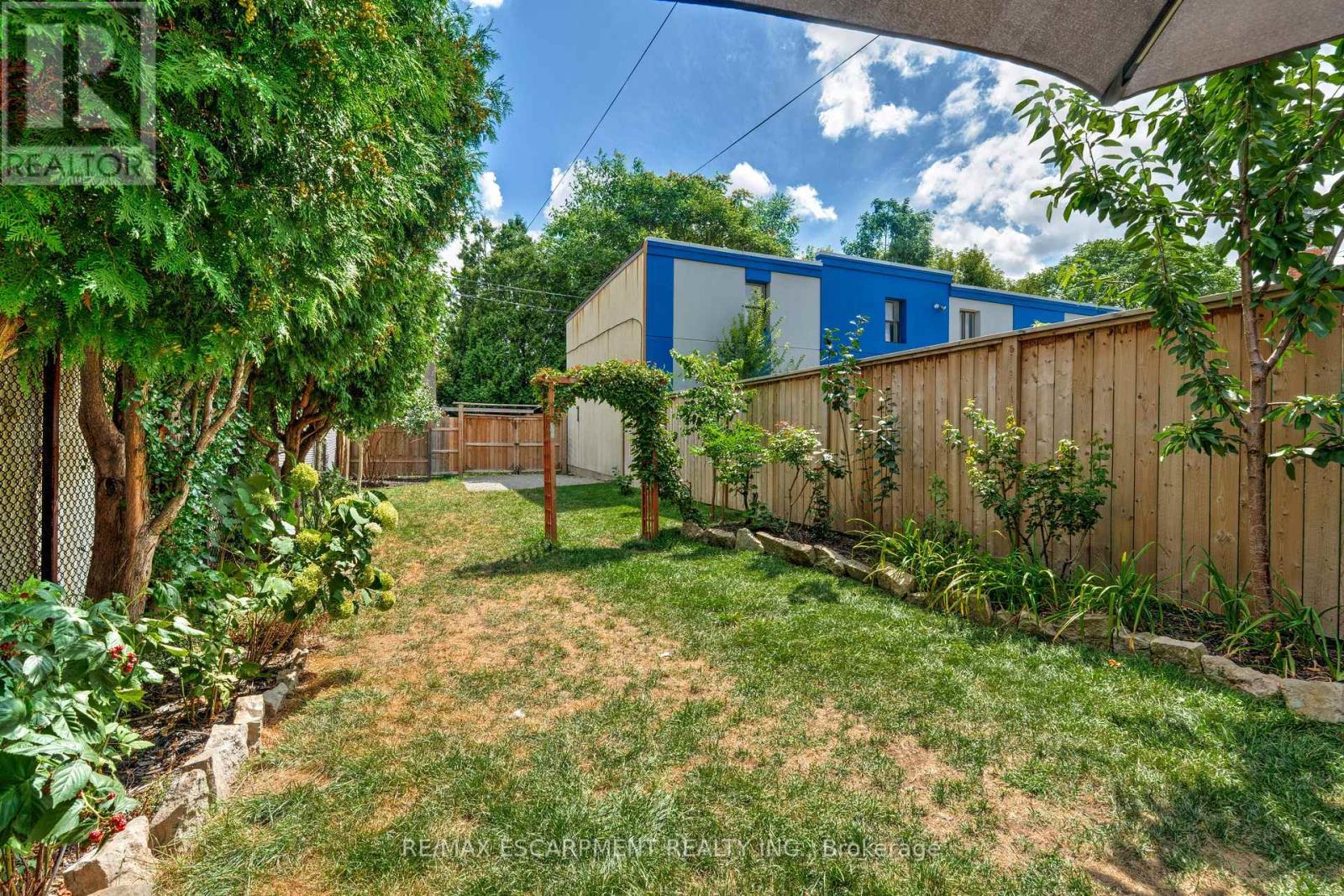 132 Ferguson Avenue N, Hamilton, ON - Outdoor