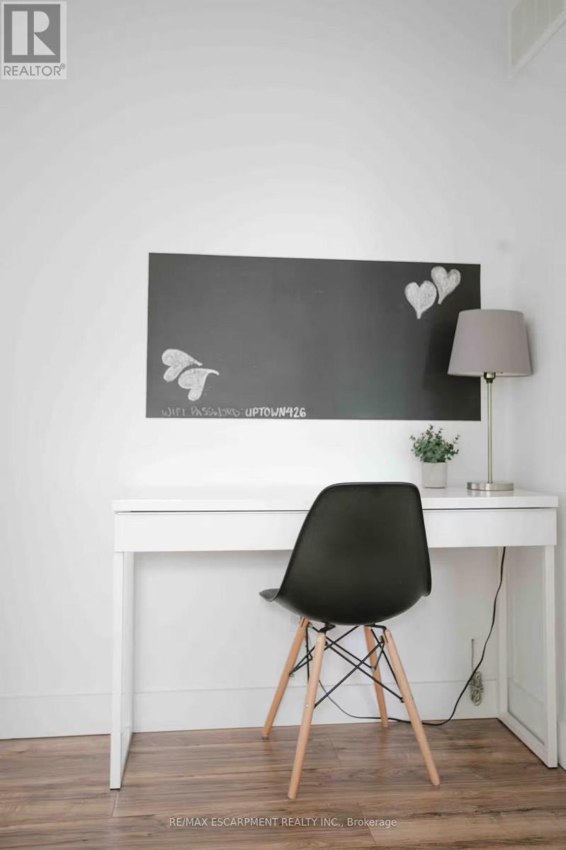 2 - 426 Wilson Street E, Hamilton, ON - Indoor