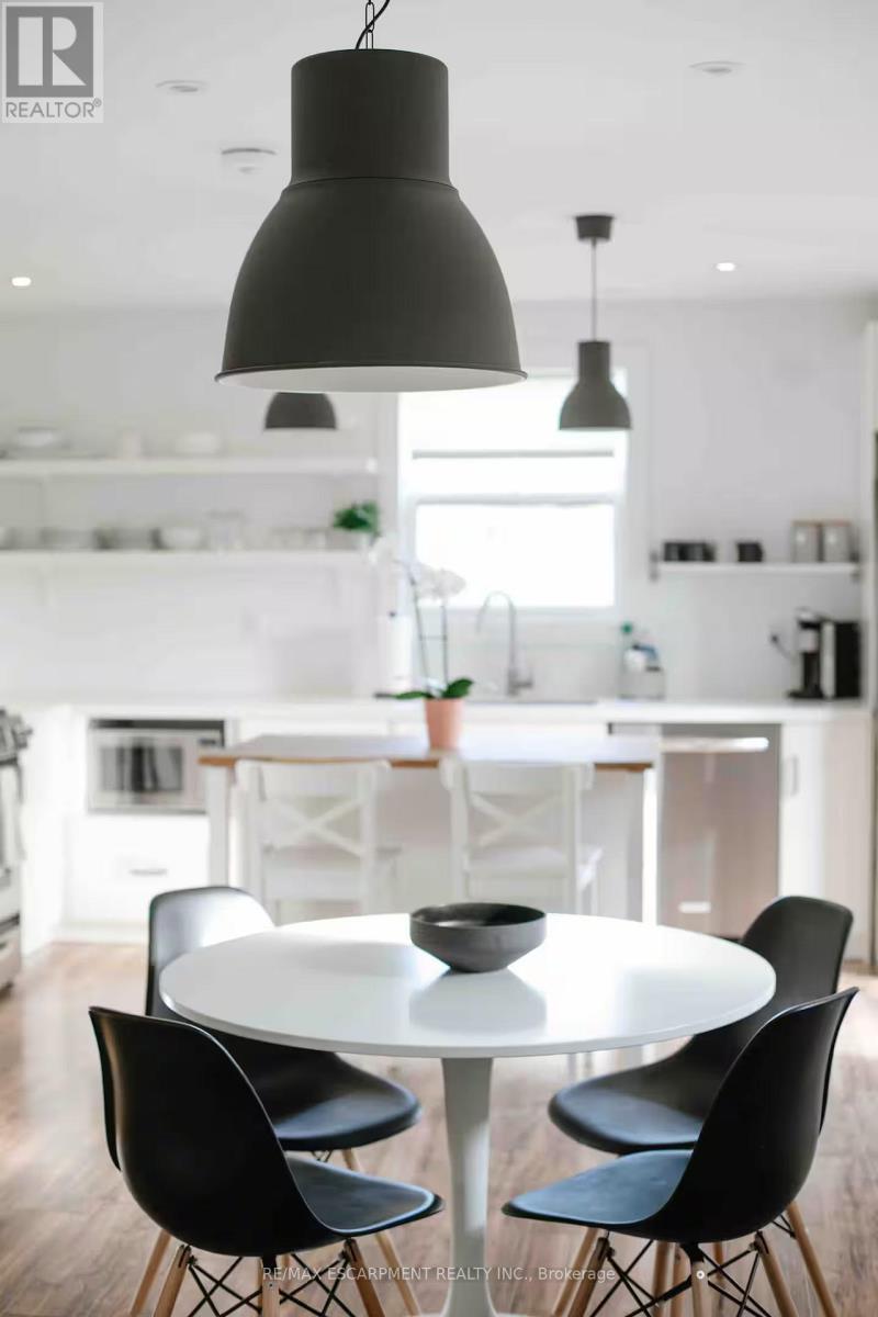 2 - 426 Wilson Street E, Hamilton, ON - Indoor