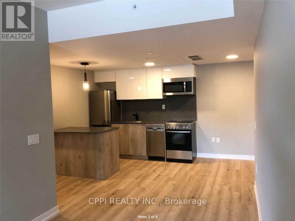 218 - 70 King Street E, Oshawa, ON - Indoor Photo Showing Kitchen With Stainless Steel Kitchen