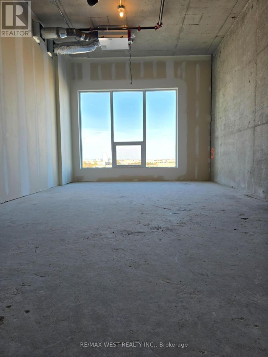 423 - 600 Dixon Road, Toronto, ON