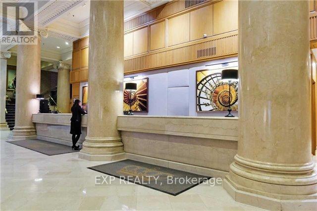 527 - 22 Leader Lane, Toronto, ON - Indoor Photo Showing Other Room