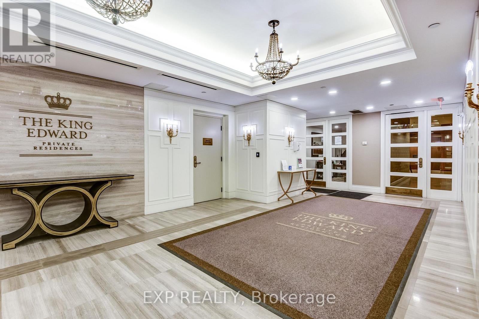 527 - 22 Leader Lane, Toronto, ON - Indoor Photo Showing Other Room