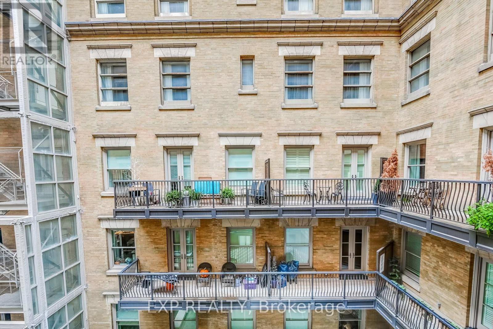 527 - 22 Leader Lane, Toronto, ON - Outdoor