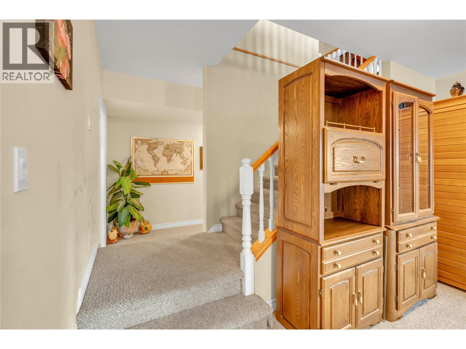 1563 Holden Road, Penticton, BC - Indoor Photo Showing Other Room