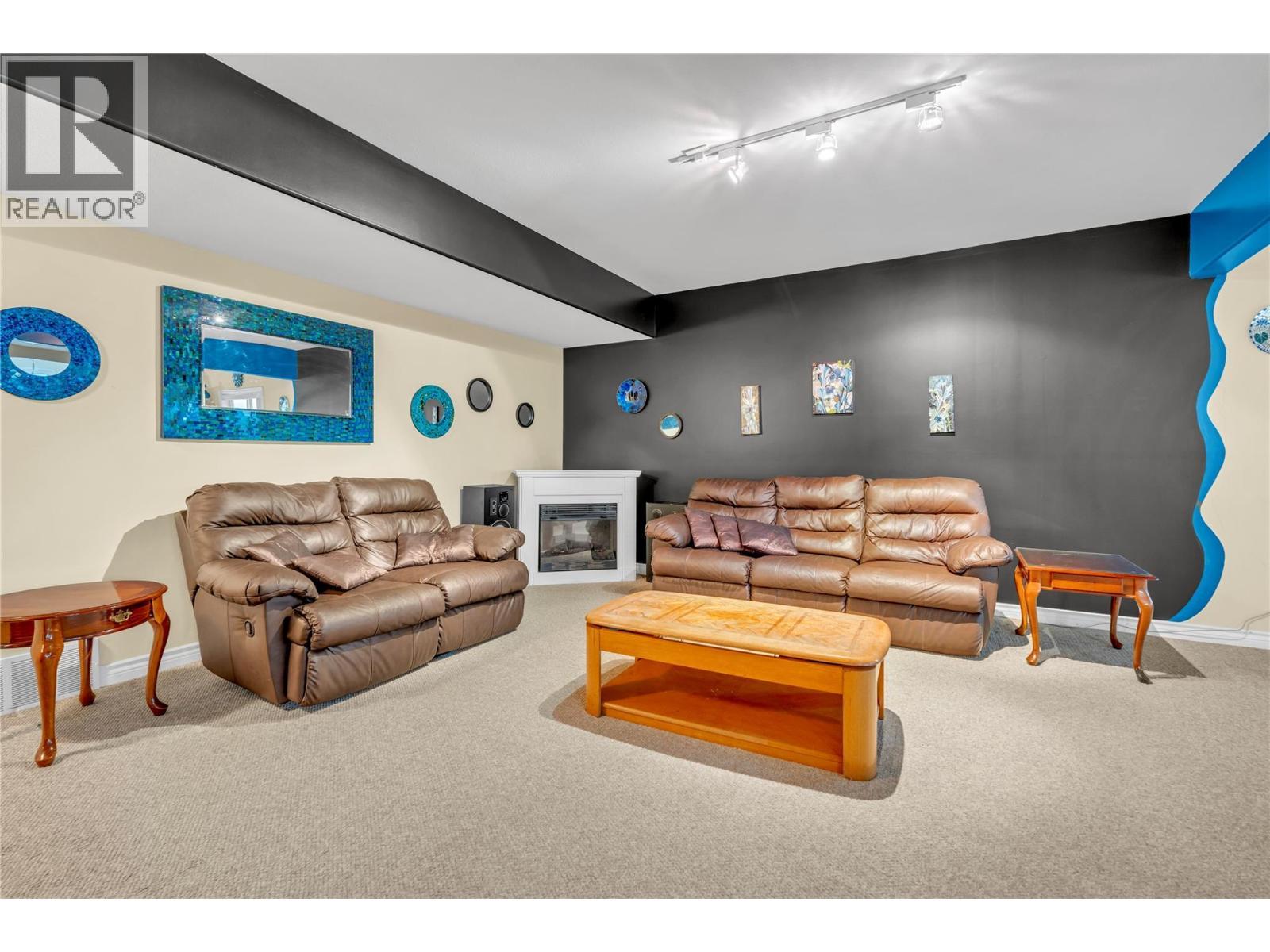 1563 Holden Road, Penticton, BC - Indoor With Fireplace