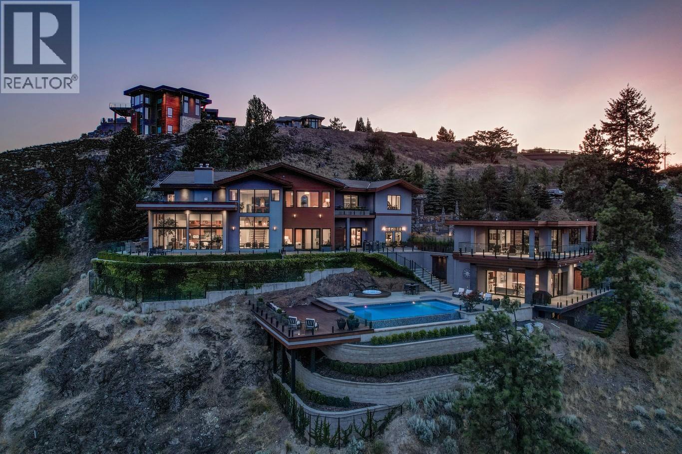 Separate home office/guest accommodation - 733 Forestridge Lane, Kelowna, BC - Outdoor