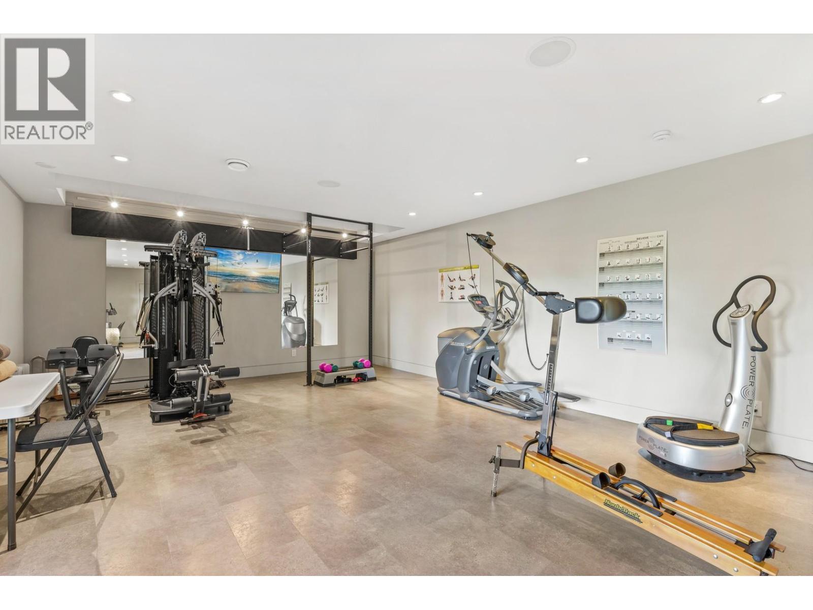 733 Forestridge Lane, Kelowna, BC - Indoor Photo Showing Gym Room