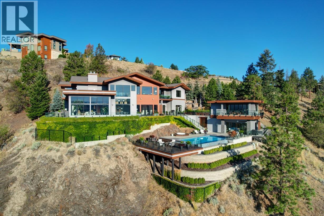 733 Forestridge Lane, Kelowna, BC - Outdoor With Balcony