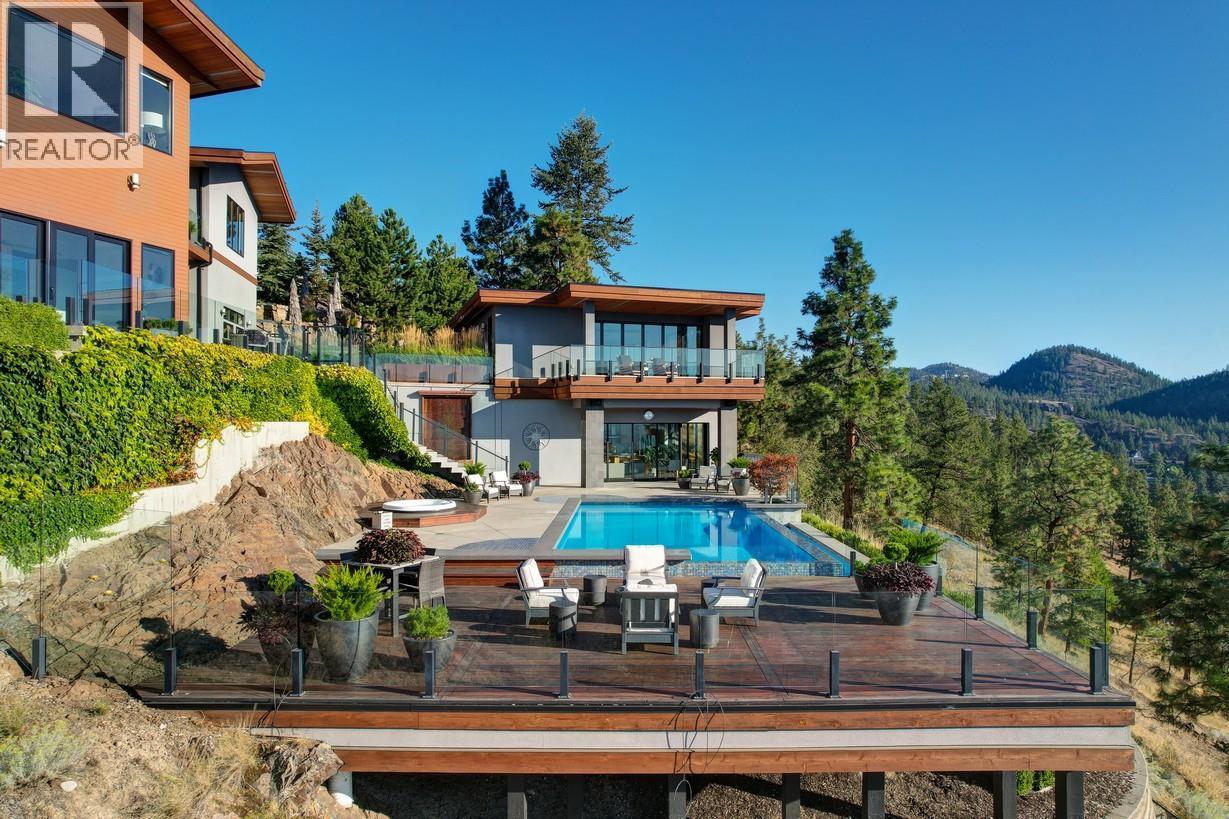 733 Forestridge Lane, Kelowna, BC - Outdoor With In Ground Pool With Balcony
