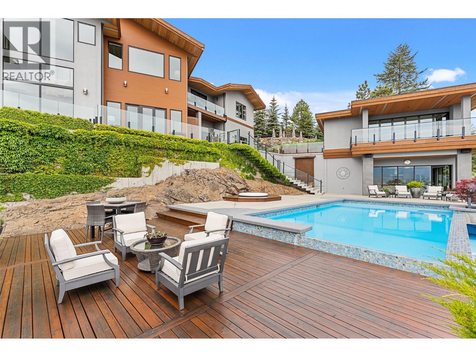 733 Forestridge Lane, Kelowna, BC - Outdoor With In Ground Pool With Balcony