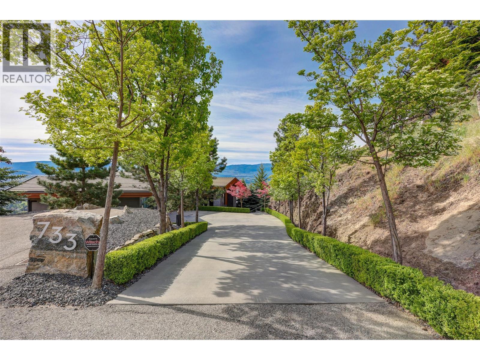 733 Forestridge Lane, Kelowna, BC - Outdoor With View