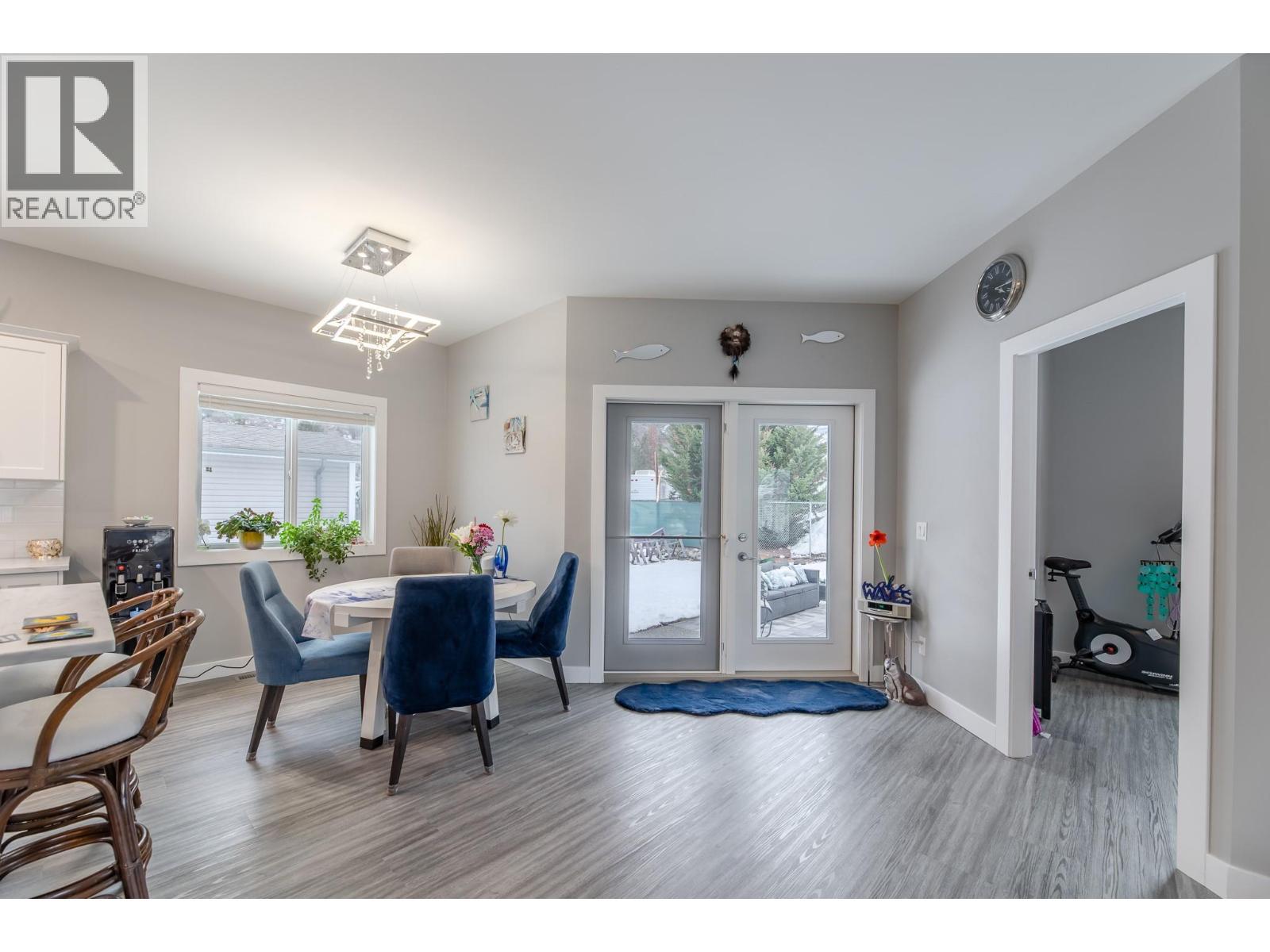 Dining / patio doors - 4505 Mclean Creek Road Unit# G10, Okanagan Falls, BC