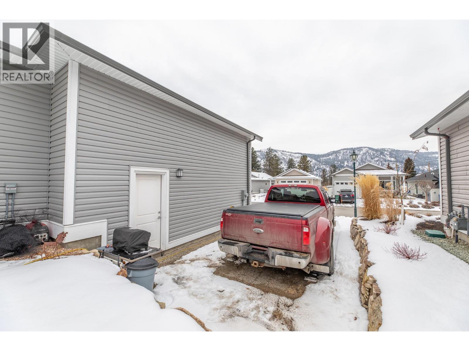 Extra parking on side of house - 4505 Mclean Creek Road Unit# G10, Okanagan Falls, BC