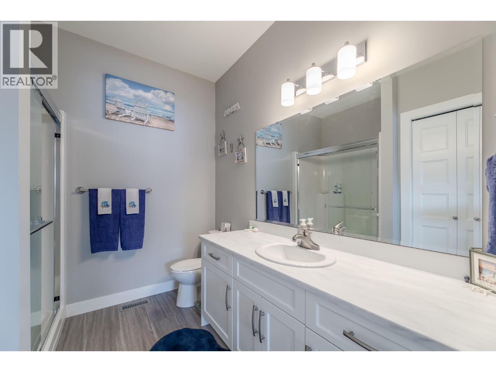 Ensuite bathroom - 4505 Mclean Creek Road Unit# G10, Okanagan Falls, BC