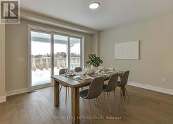 Generous dining space with access to the loggia -