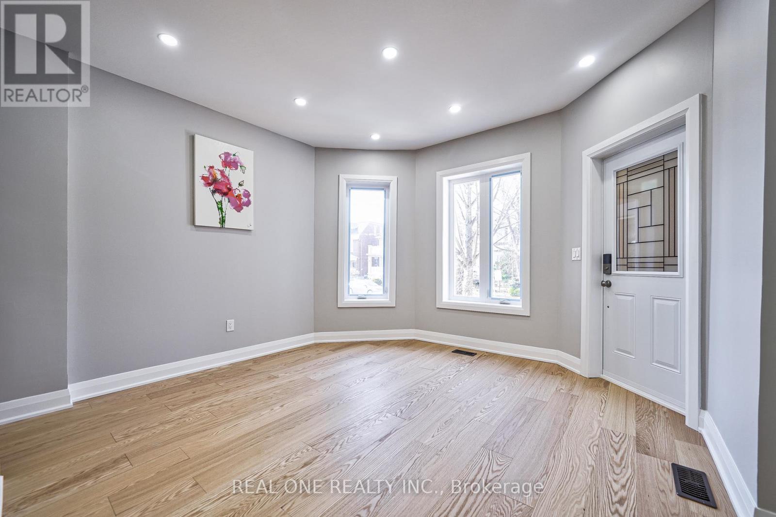 157 Glenholme Avenue, Toronto, ON - Indoor Photo Showing Other Room