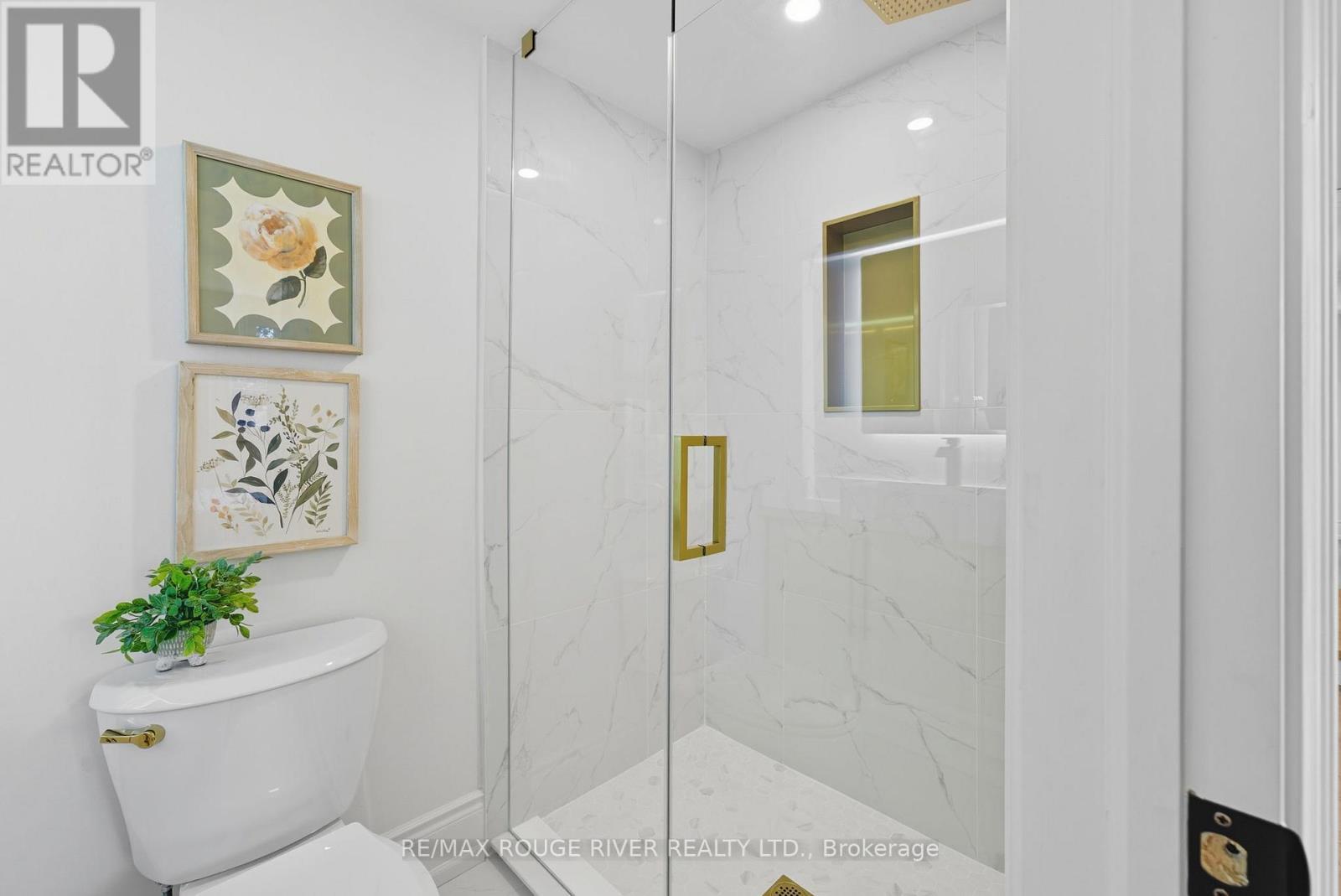 351 John Street, Cobourg, ON - Indoor Photo Showing Bathroom