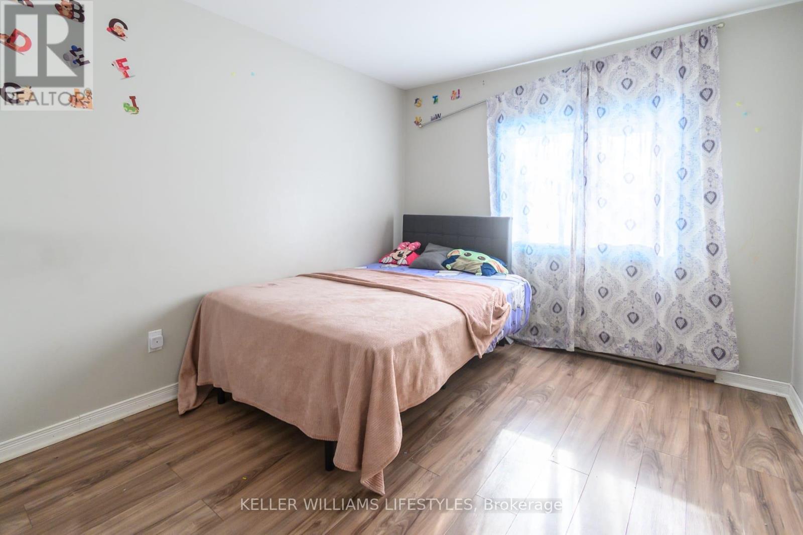 74 - 1775 Culver Drive, London East (East H), ON - Indoor Photo Showing Bedroom