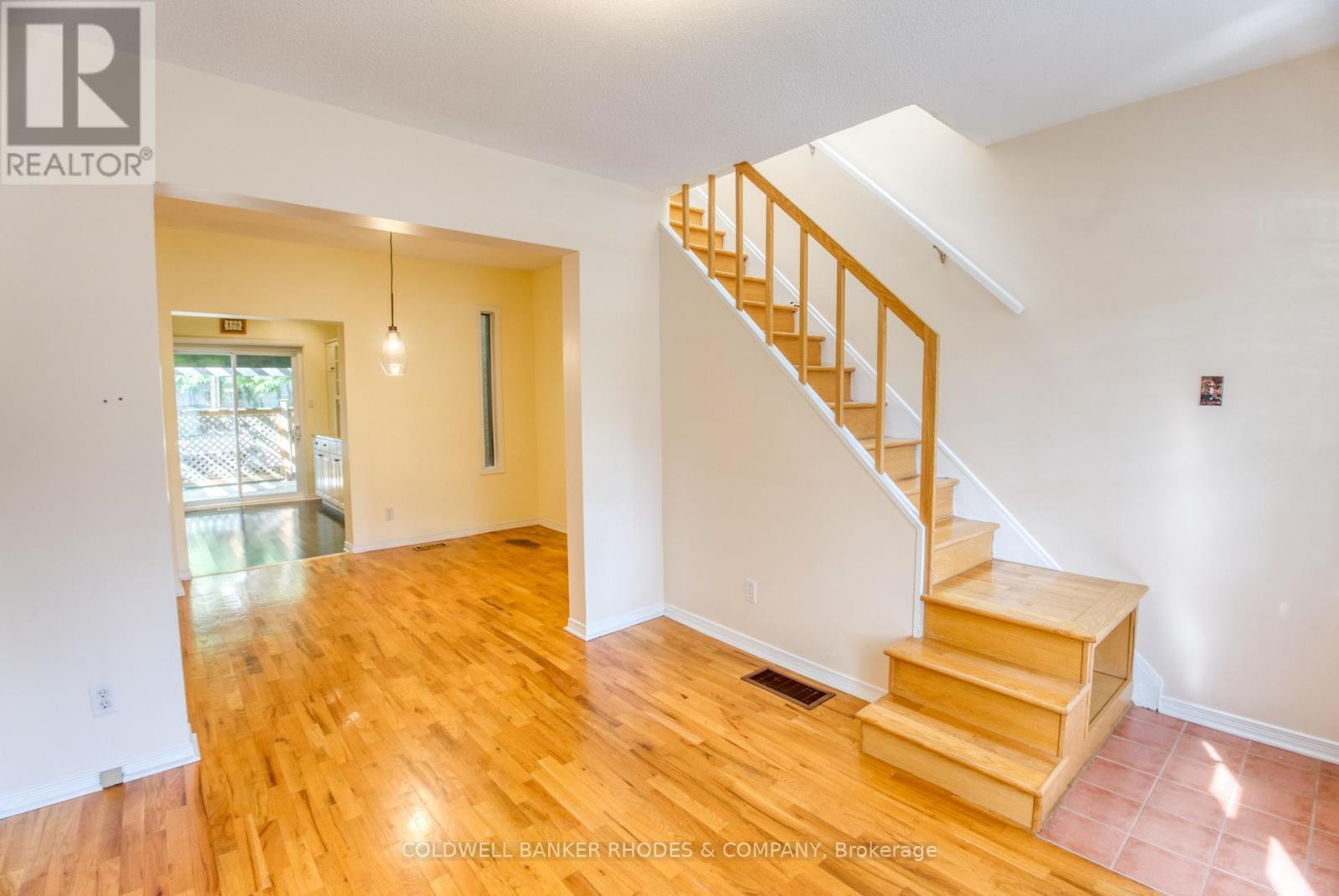 129 Elm Street, Ottawa, ON - Indoor Photo Showing Other Room