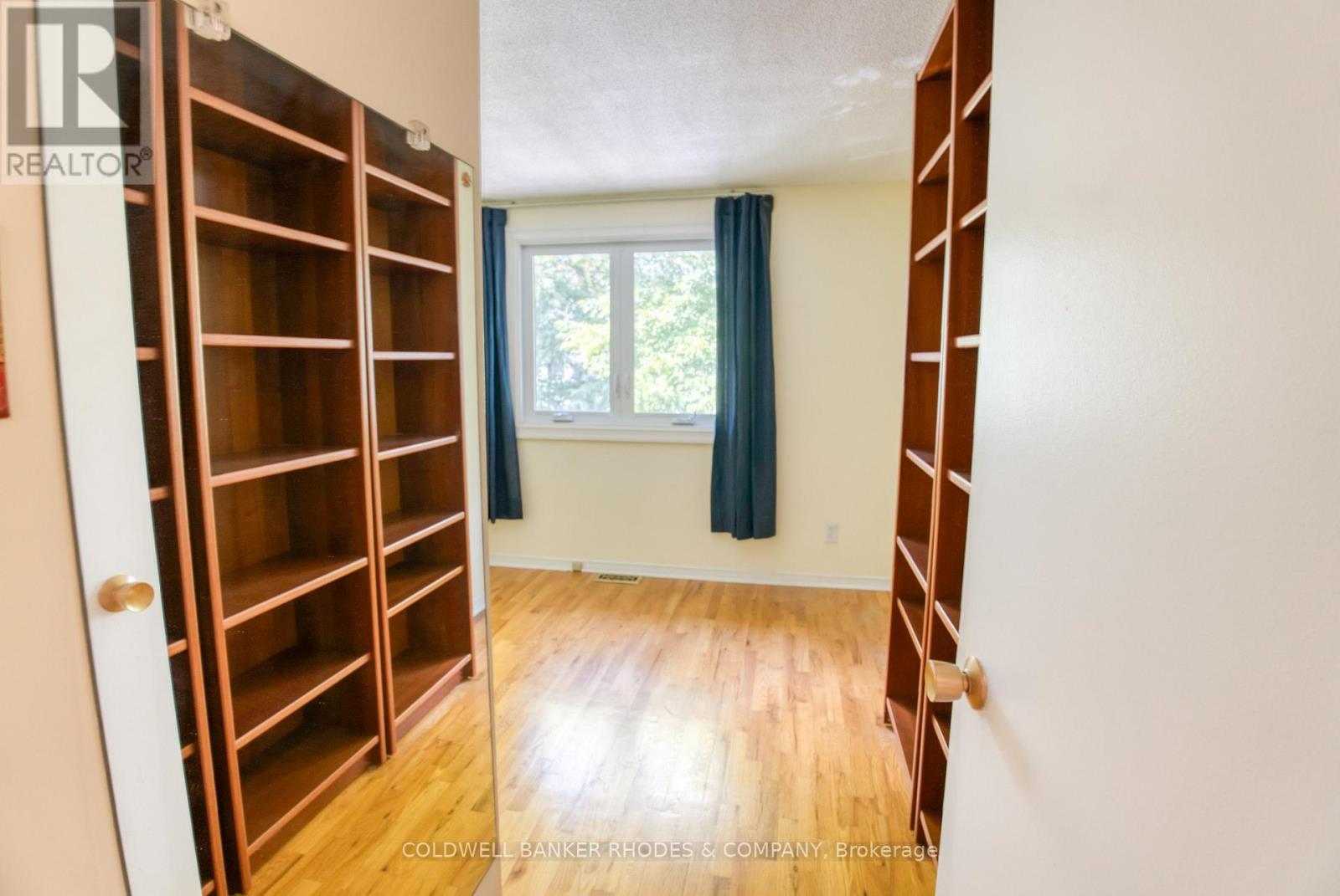 129 Elm Street, Ottawa, ON - Indoor Photo Showing Other Room